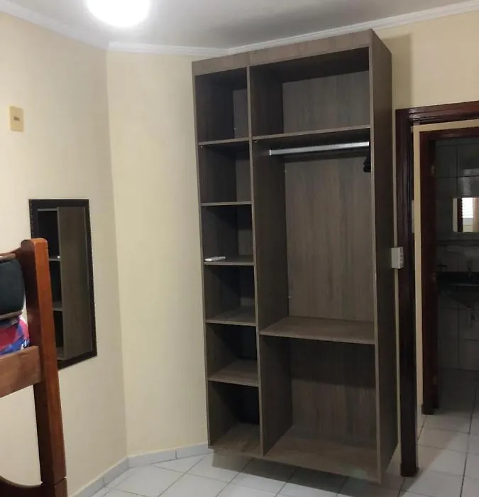Apartamento em Ubatuba - Praia Grande-1